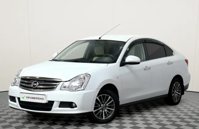 Nissan Almera