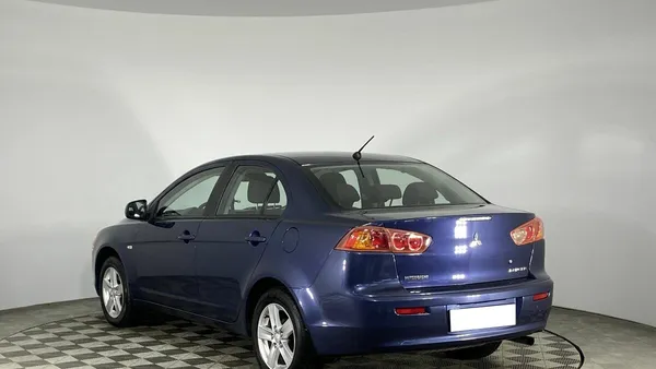 Mitsubishi Lancer