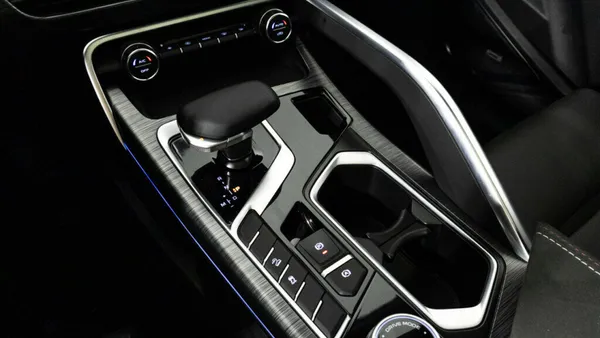 Geely Tugella