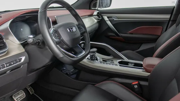 Geely Coolray