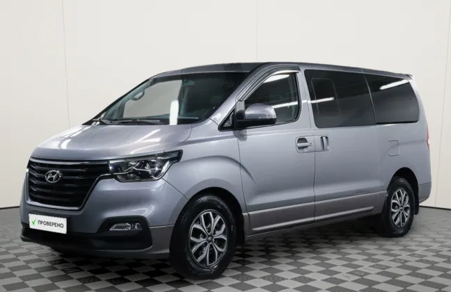 Hyundai Grand Starex