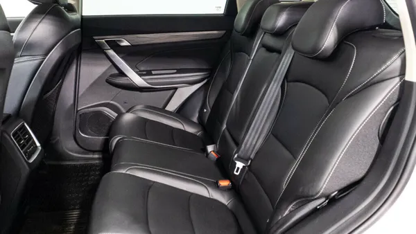 Geely Atlas Pro
